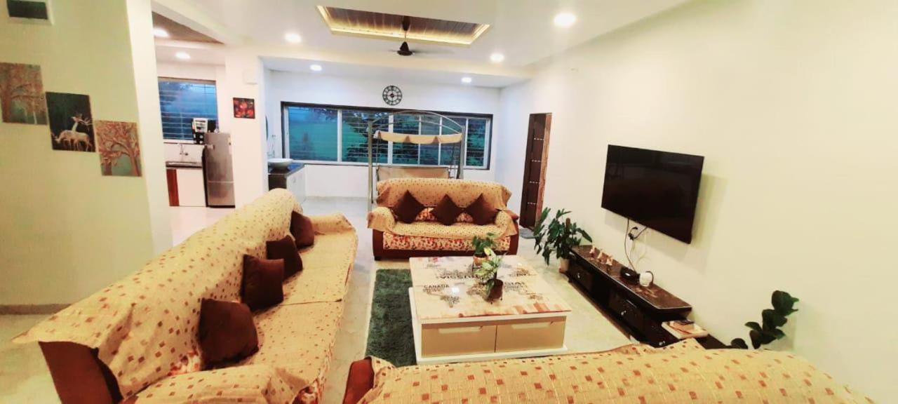Shady Blue Villa Trimbak Luaran gambar